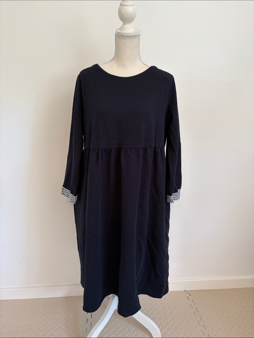 Lintico Women's Navy Midi Dress with Gingham Trim Large